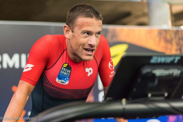 Lionel Sanders vyjmenovává všechny chyby, kterých se při tréninku dopustil, ale přesto je odhodlaný trénovat sám sebe.