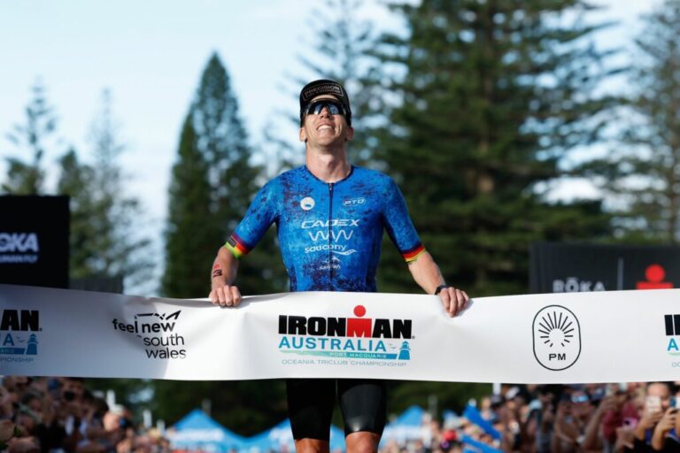 Kde koala přešla přes silnici? Samozřejmě na Ironman Australia