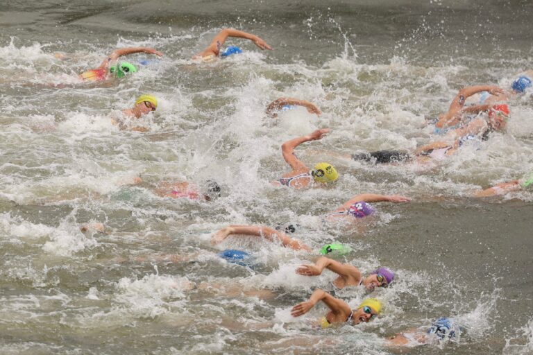 Chaos kolem olympijského triatlonu pokračuje, belgický tým odstoupil ze smíšené štafety kvůli nemoci